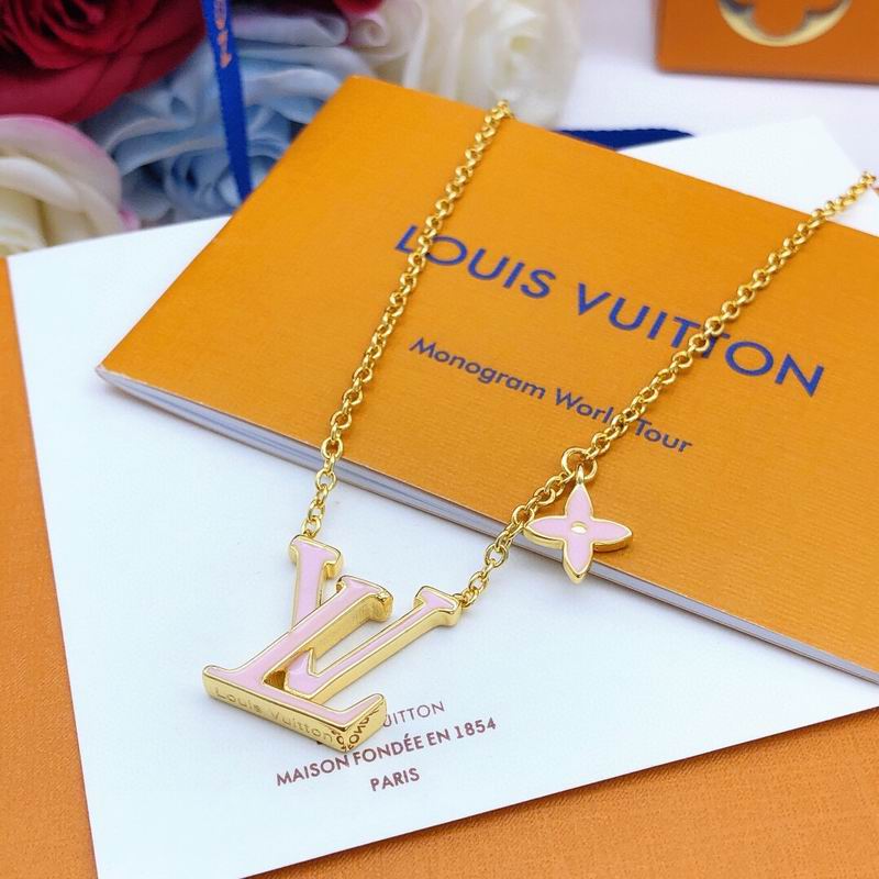 LV Necklace 03lyr709